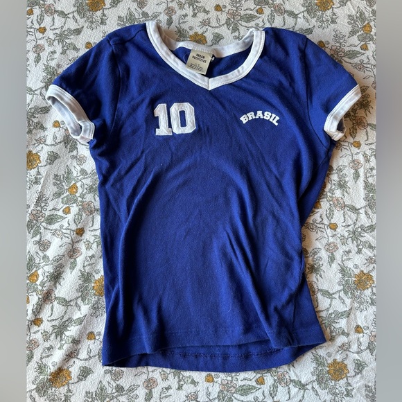 Urban outfitters Brazil baby tee - Picture 3 of 5